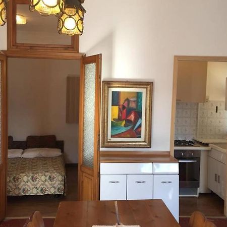 Nel Set Di Piccolo Mondo Antico Villa Viola Valsolda Ngoại thất bức ảnh