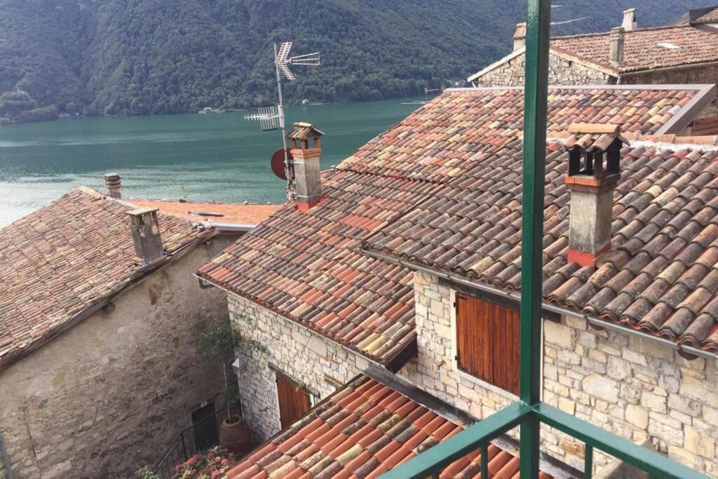 Nel Set Di Piccolo Mondo Antico Villa Viola Valsolda Ngoại thất bức ảnh