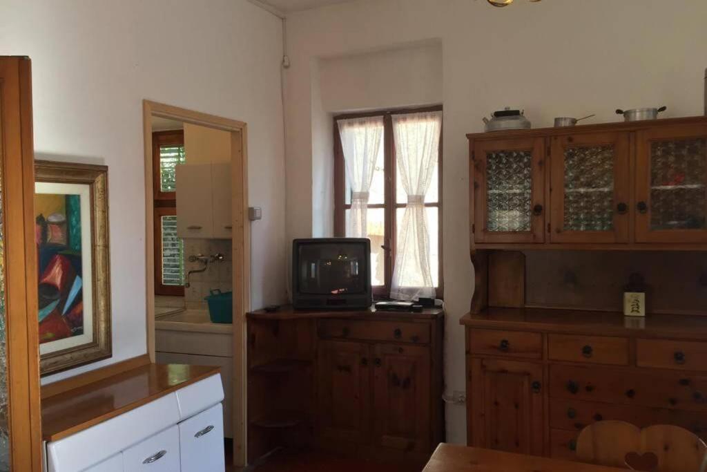 Nel Set Di Piccolo Mondo Antico Villa Viola Valsolda Ngoại thất bức ảnh