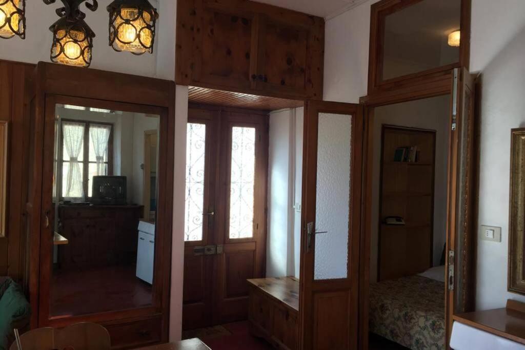 Nel Set Di Piccolo Mondo Antico Villa Viola Valsolda Ngoại thất bức ảnh