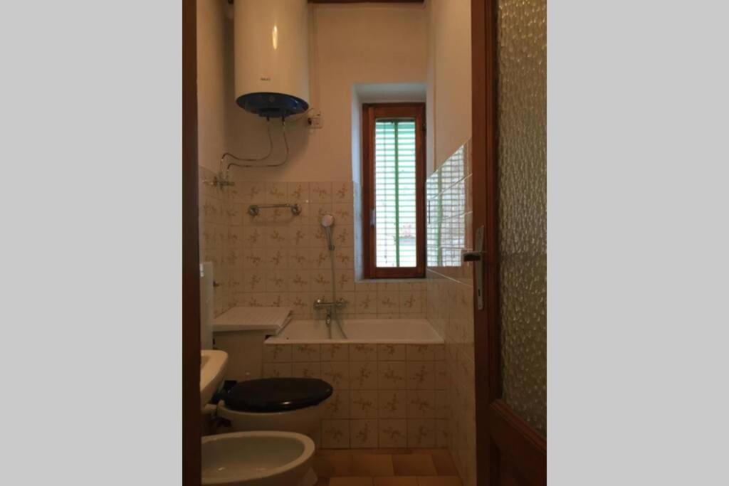 Nel Set Di Piccolo Mondo Antico Villa Viola Valsolda Ngoại thất bức ảnh