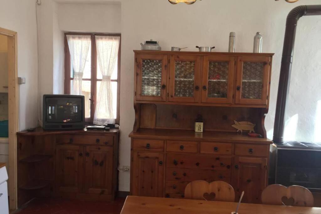 Nel Set Di Piccolo Mondo Antico Villa Viola Valsolda Ngoại thất bức ảnh