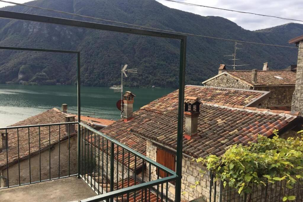 Nel Set Di Piccolo Mondo Antico Villa Viola Valsolda Ngoại thất bức ảnh